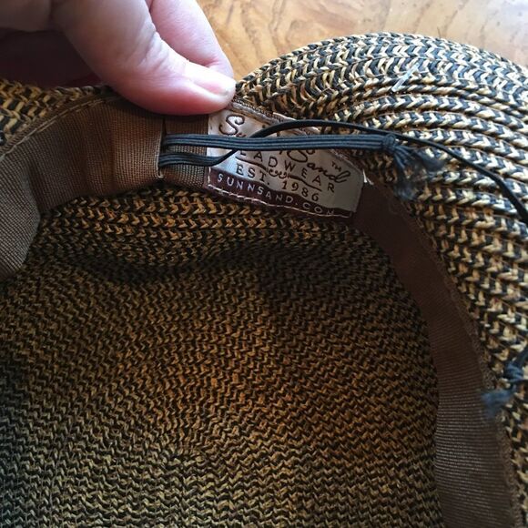 SUN SAND Medium Brimmed Hat! main image 5